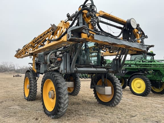 Image of Hagie STS10 equipment image 2