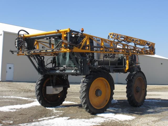 Image of Hagie STS12 equipment image 1