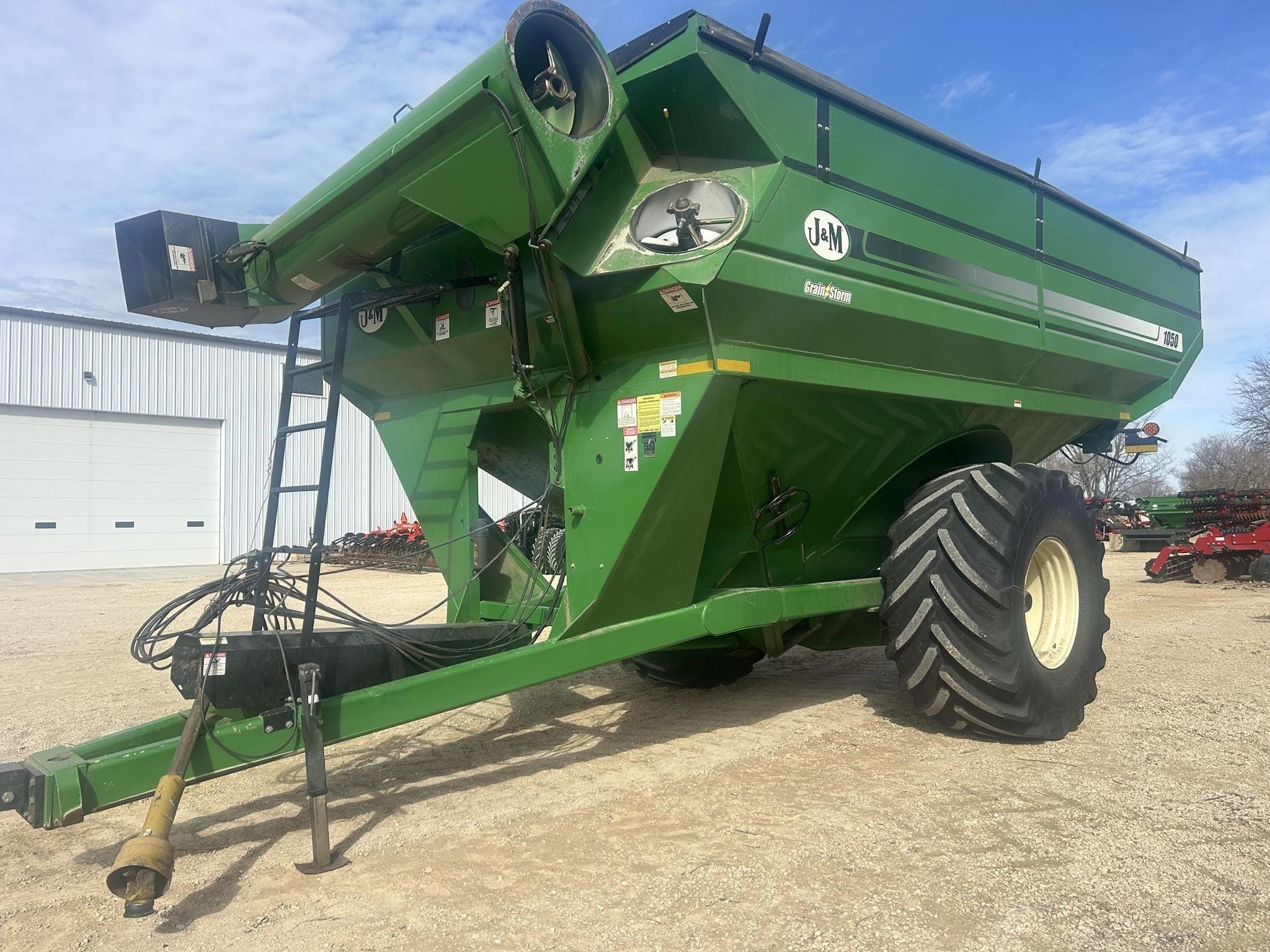 2012 J&M 1050 Equipment Image0