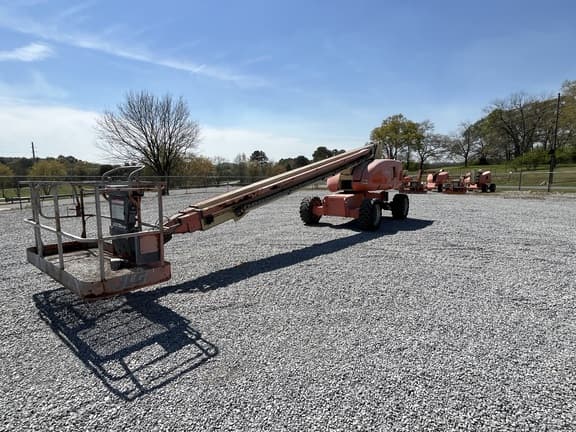 Image of JLG 800S equipment image 3