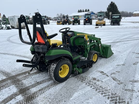Image of John Deere 1026R equipment image 1