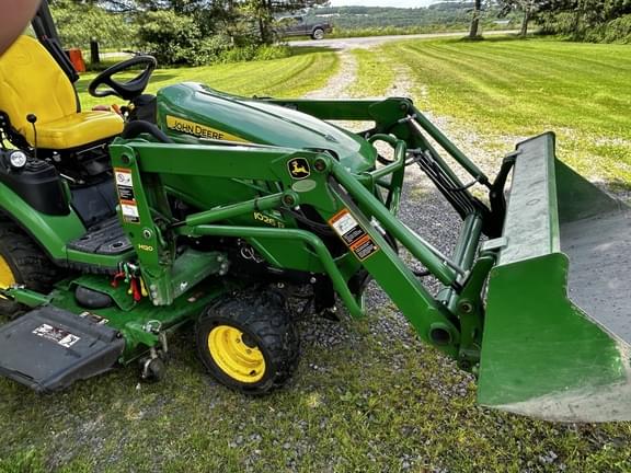 Image of John Deere 1026R equipment image 1