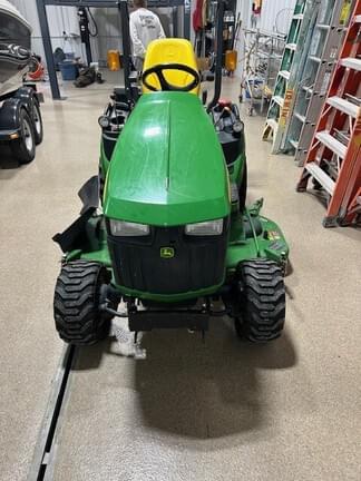 Image of John Deere 1026R equipment image 1