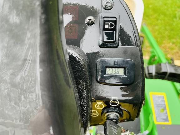 Image of John Deere 1435 equipment image 4