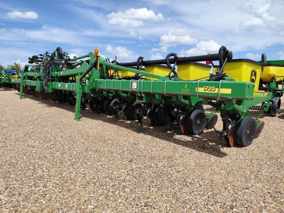 2012 John Deere 1720 Equipment Image0