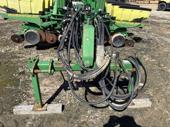 Image of John Deere 1770 equipment image 2