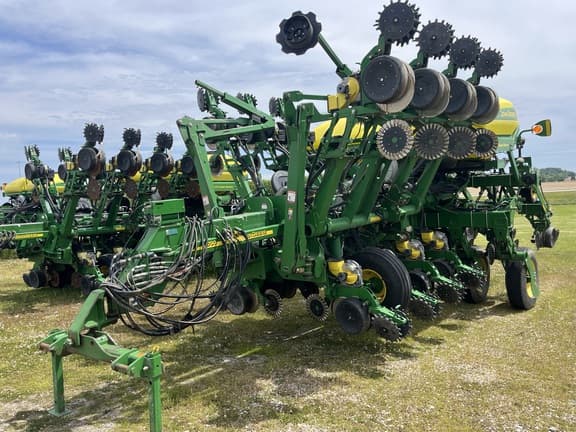 Image of John Deere 1790 Primary image