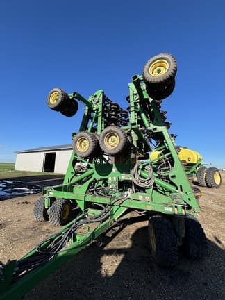 Image of John Deere 1890 equipment image 1