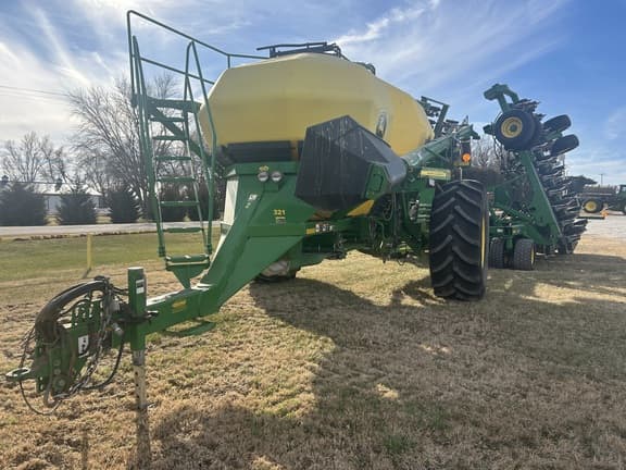 Image of John Deere 1890 Primary image