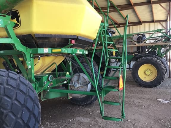 Image of John Deere 1890 equipment image 2