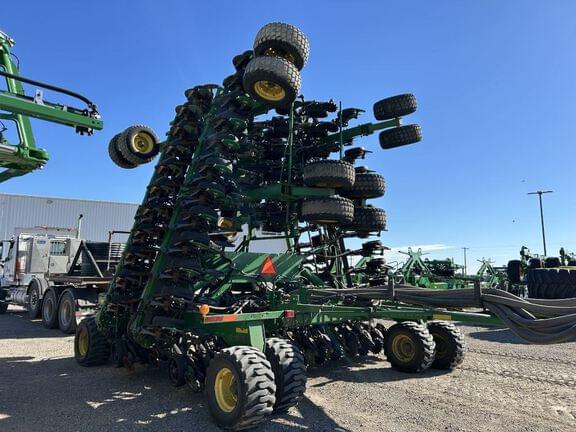 Image of John Deere 1890 equipment image 1