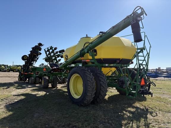 Image of John Deere 1895 equipment image 2