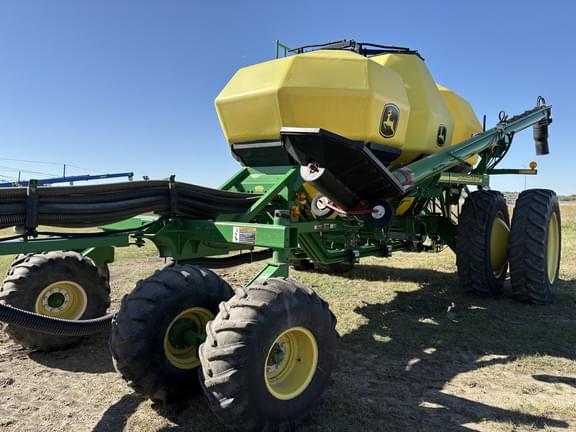 Image of John Deere 1895 equipment image 4