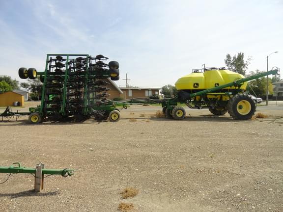 Image of John Deere 1910 equipment image 2