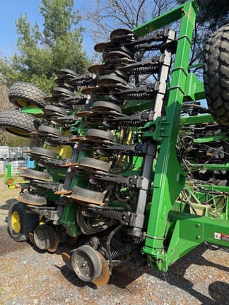 Image of John Deere 1990 equipment image 4