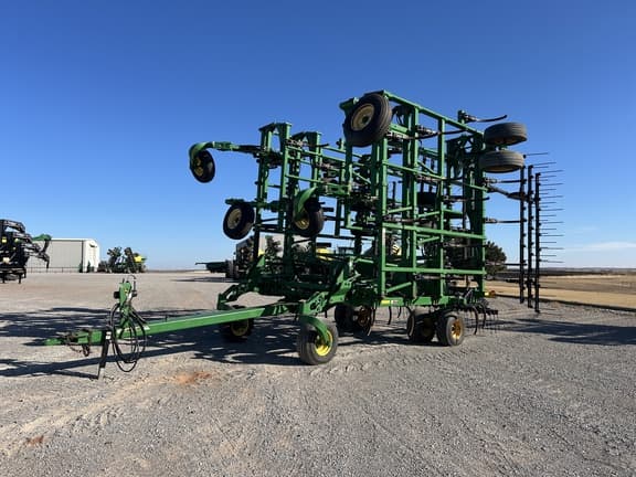 Image of John Deere 2410 Primary image