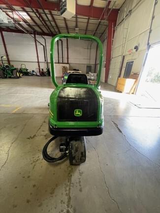 Image of John Deere 2500B equipment image 3