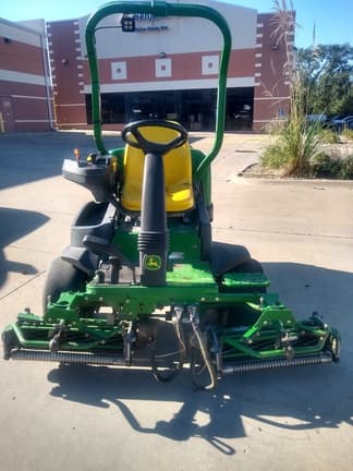 Image of John Deere 2500E equipment image 2