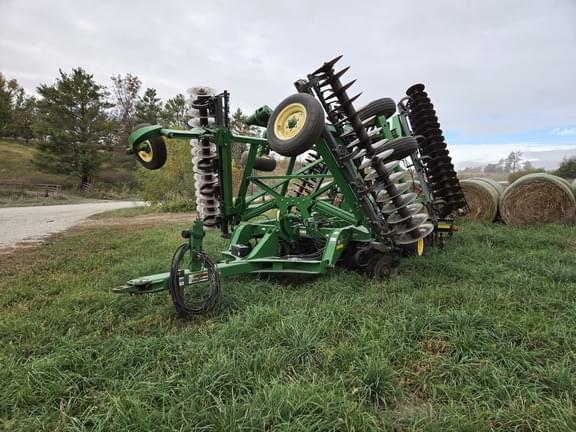 Image of John Deere 2623VT Primary image