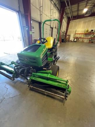 Image of John Deere 2653B equipment image 2