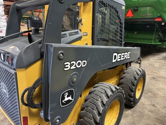 2012 John Deere 320D Equipment Image0