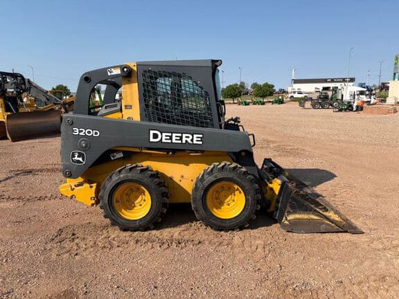 Image of John Deere 320D equipment image 1