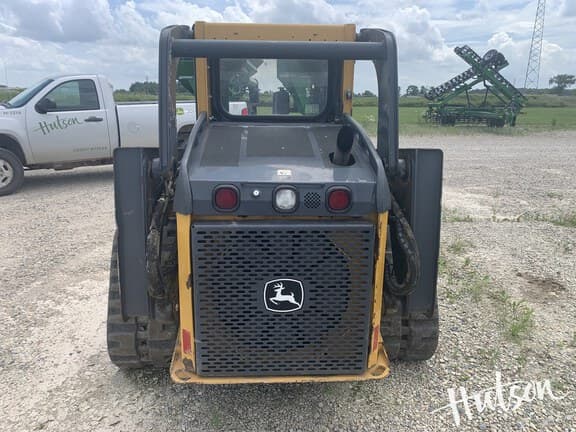 Image of John Deere 323D equipment image 4