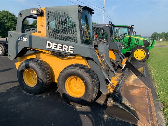 Image of John Deere 328D equipment image 3