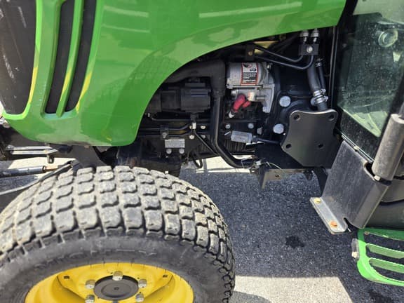 Image of John Deere 3720 equipment image 4