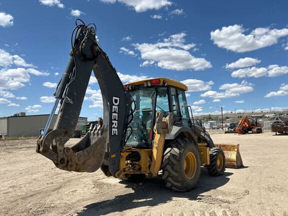 Image of John Deere 410K equipment image 4