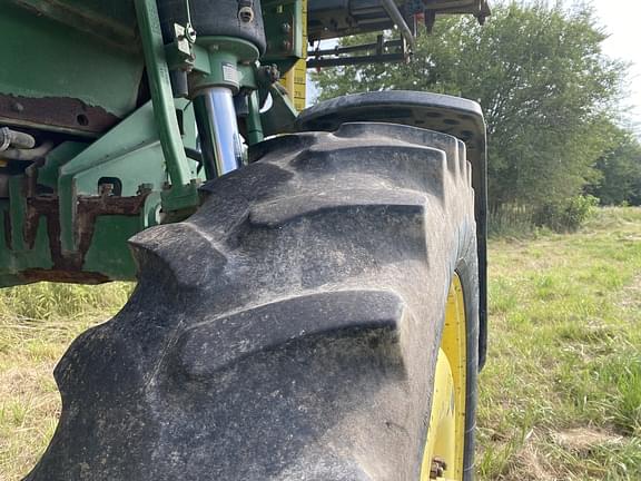 Image of John Deere 4730 equipment image 3