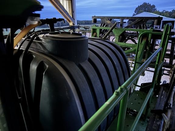 Image of John Deere 4730 equipment image 2