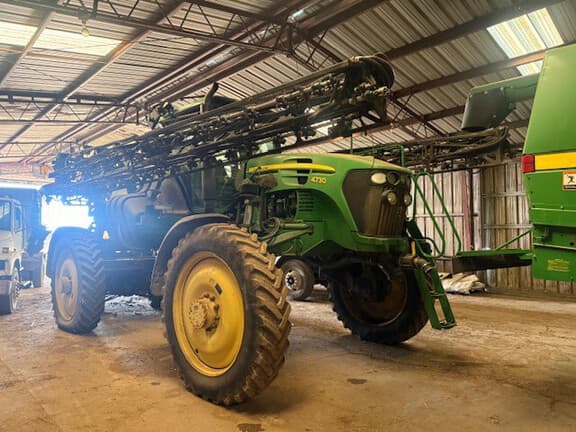 Image of John Deere 4730 equipment image 1