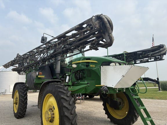 2012 John Deere 4830 Equipment Image0