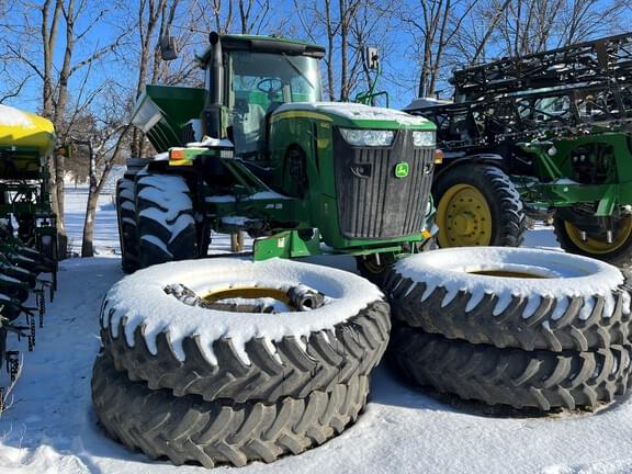 Image of John Deere 4940 equipment image 1