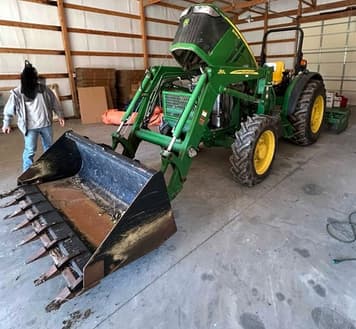 Main image John Deere 5085M