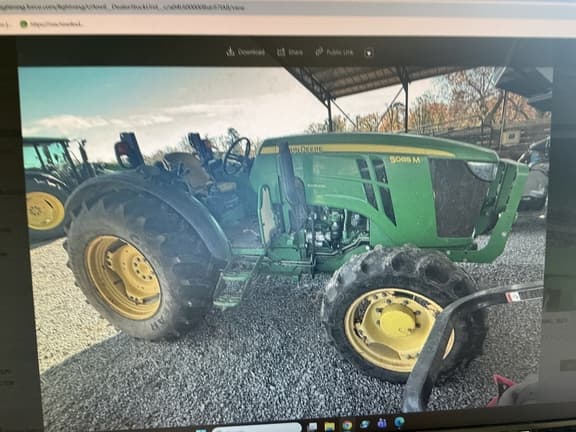 Image of John Deere 5085M Primary image