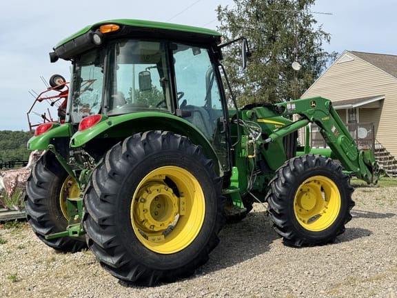 2012 John Deere 5101E Equipment Image0