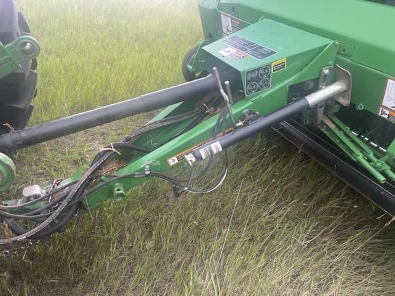 Image of John Deere 568 equipment image 1