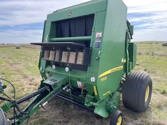 Image of John Deere 568 equipment image 2