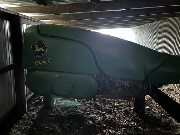 Image of John Deere 608C equipment image 3