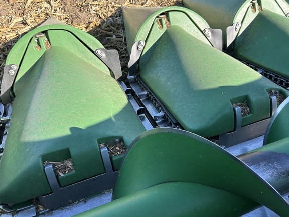 Image of John Deere 608C equipment image 4