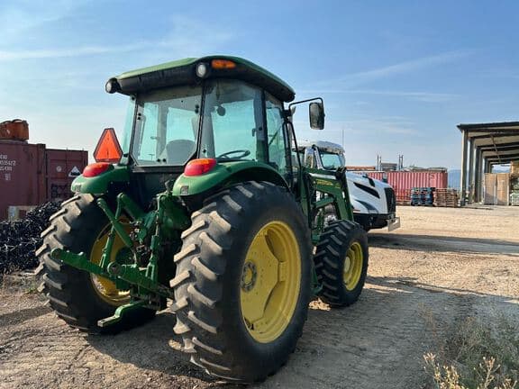 Image of John Deere 6115D equipment image 3