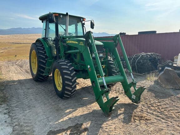 Image of John Deere 6115D equipment image 4