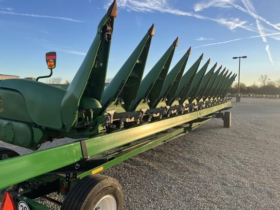 Image of John Deere 612C equipment image 2