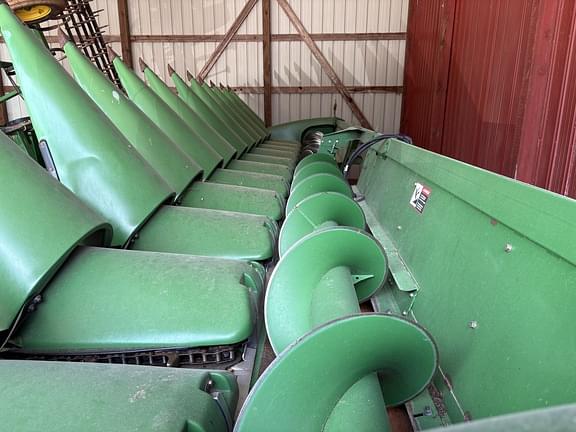 Image of John Deere 612C equipment image 3
