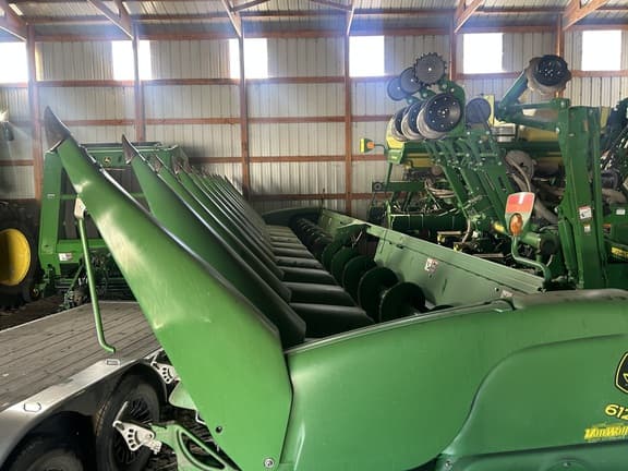 Image of John Deere 612C equipment image 3