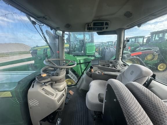 Image of John Deere 6150R equipment image 2