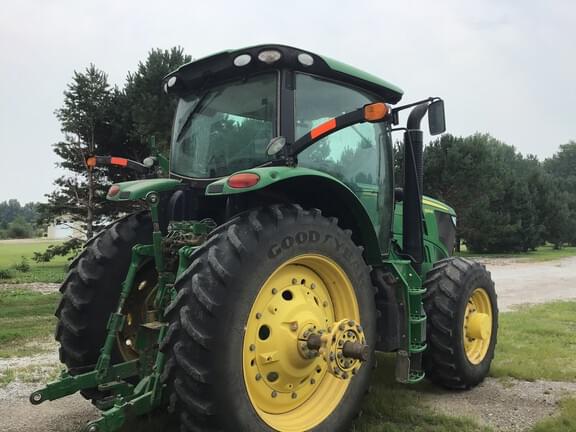 Image of John Deere 6210R equipment image 3