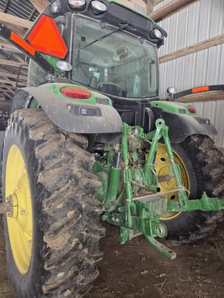 Image of John Deere 6210R equipment image 3